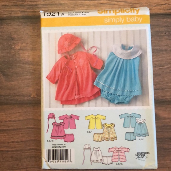 Set of Seven Simplicity Baby Patterns - Picture 2 of 15
